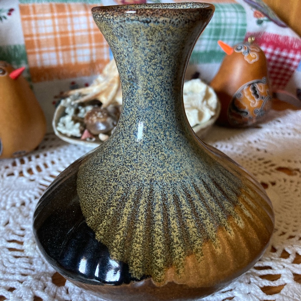 Pottery Vase, black, brown & gray, 5” Tall